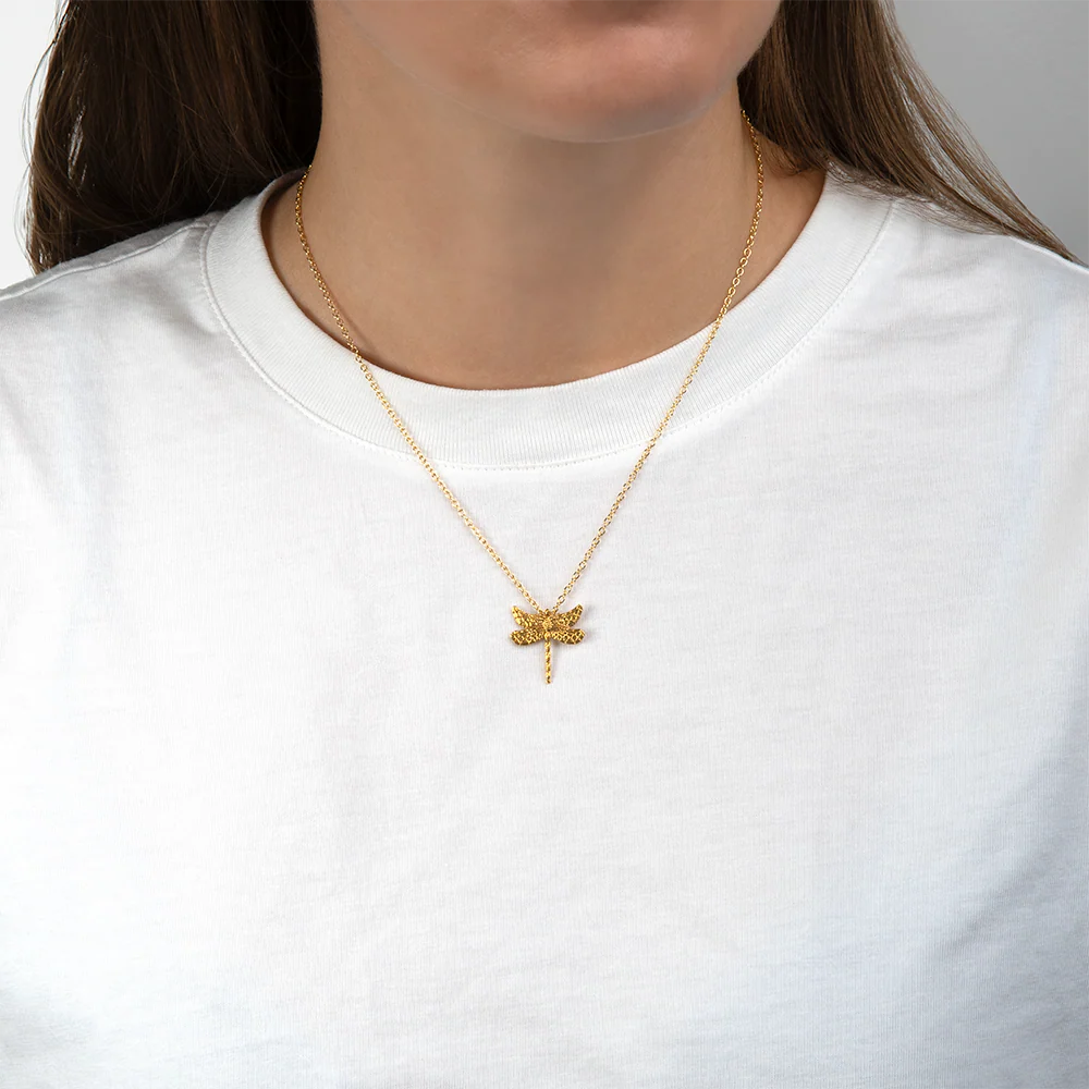 The Gilmore Girls Dragonfly Pendant Necklace - Image 4