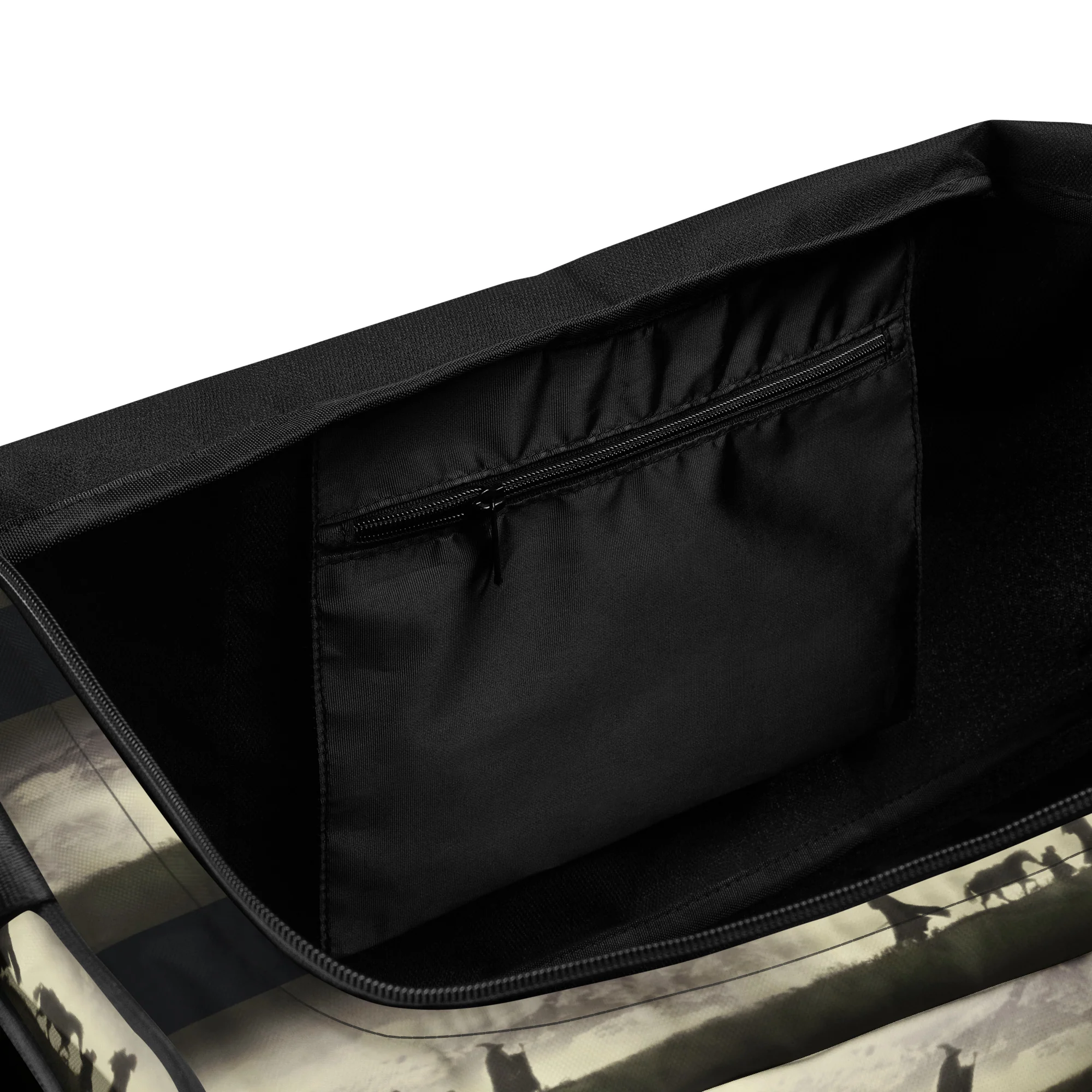 The Lord of the Rings ™ Duffel Bag, Middle-earth ™ - Image 13