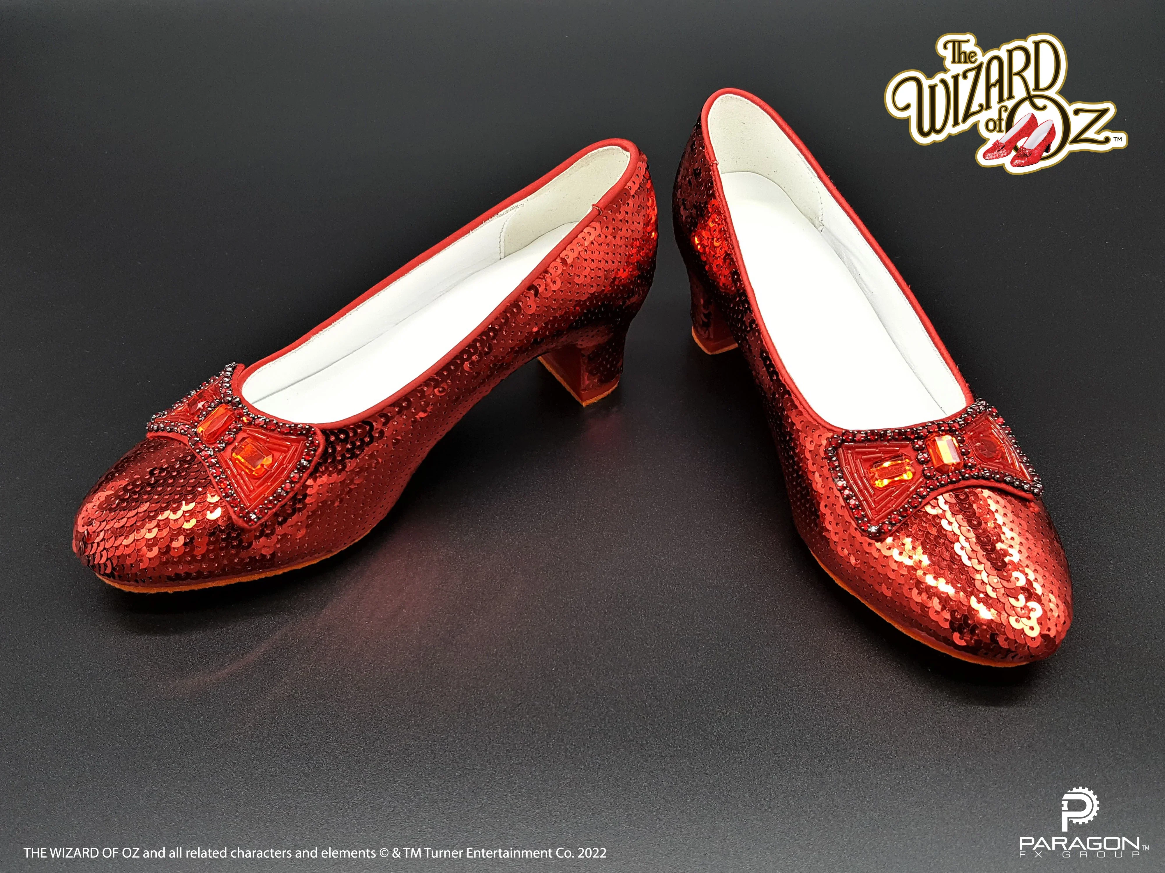 THE WIZARD OF OZ™ RUBY SLIPPERS™ - Image 4